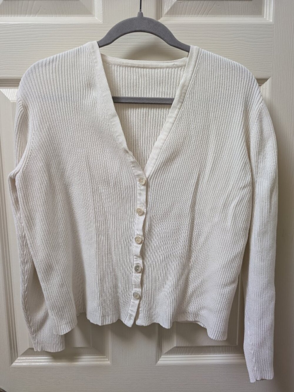 White ribbed cardigan